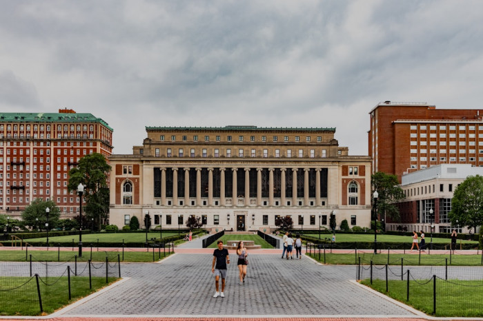 İngilizcede 'Taksim' Kelimesinin Okunuşu